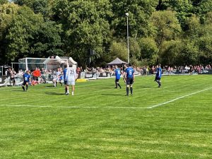 Fussballspiel_af7d346e-1189-473e-8002-473a081e3073